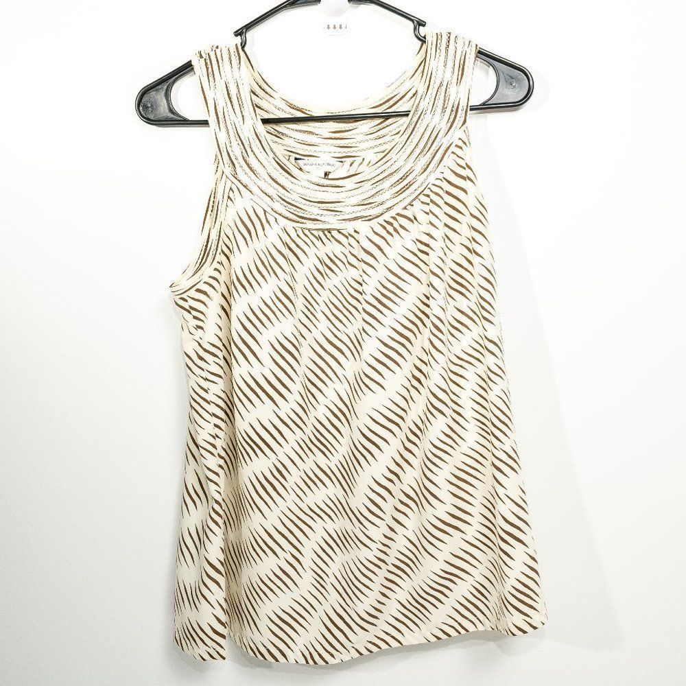 Banana Republic Black and White Sleeveless Business casual Top Blouse S-M